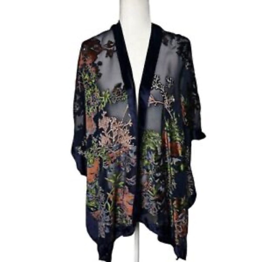 Natural Life Blue Floral Kimono